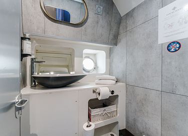 Romantisches Wellness Boot - 12