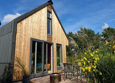 Peace & nature in sleek design vacation home - 11