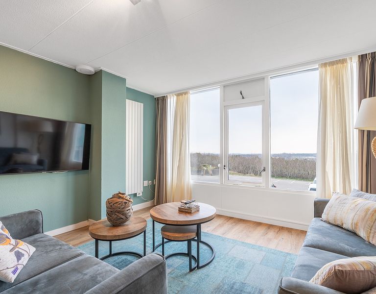Comfortable stay with view and balcony - 1