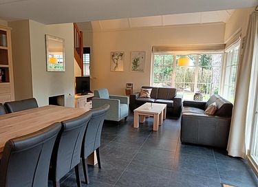 Logement de vacances avec grand jardin arboré - 8