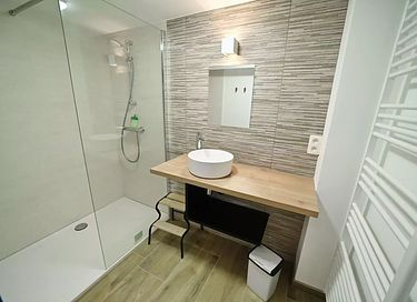 Group house with swimming pool and sauna - Ardennes - 32