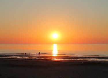 Glamping tipi tent by the sea - 4