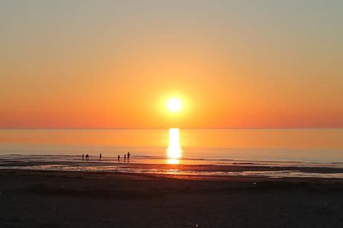 Glamping tipi tent by the sea - 4