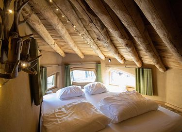 Einzigartiges Hobbit-Haus im Wald - 7