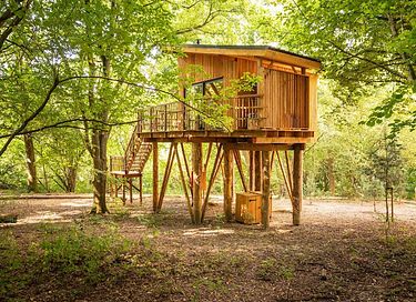 Cabane perchée romantique avec bain nordique  - 22
