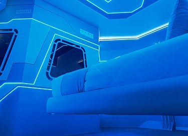 Overnacht in een andere wereld in dit hotel - 11