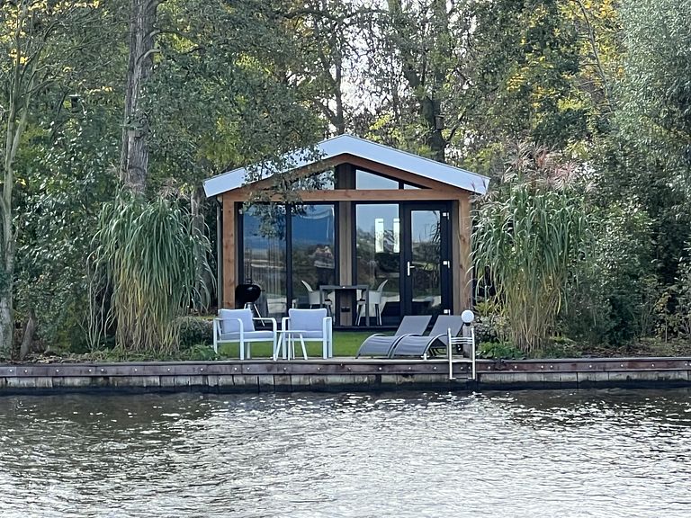 Luxe wellnessvilla voor twee aan het water - 1