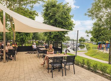 Vacation park near recreational lake in Gelderland - 14