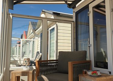 Strandhuisje op het strand bij Vlissingen - 4