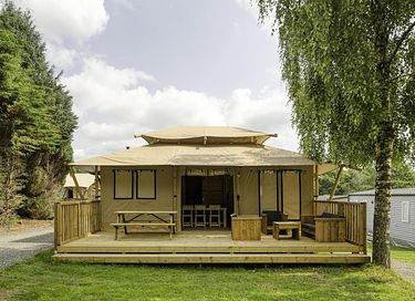 Glampingtent met eigen sanitair in Frankrijk