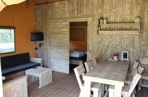 Tente de camping entièrement équipée (5p) - 4