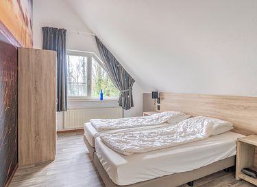 Luxury home with spacious garden on Texel - 12