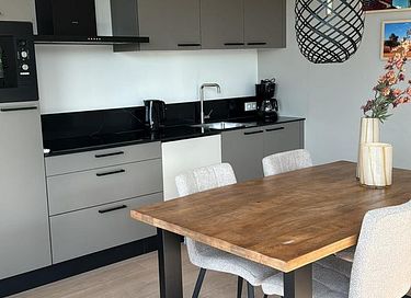 Logement de vacances moderne avec terrasse et vues - 6