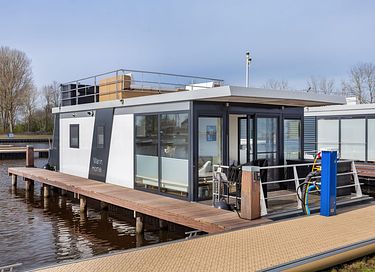 Vakantie woonboot aan het Sneekermeer - 22