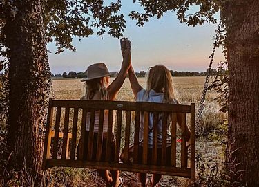 Charming yurt with a view of nature - 8