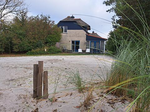Luxury holiday with sauna in Friesland - 2