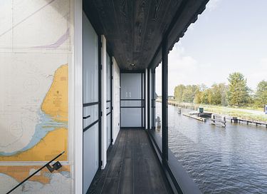 Designer-Wasservilla für 6 Personen - 31