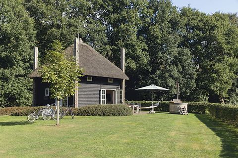 Hooiberg huisje met eigen hottub - 3