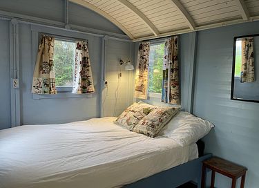 Shepherds hut in Drenthe with an unobstructed view - 6