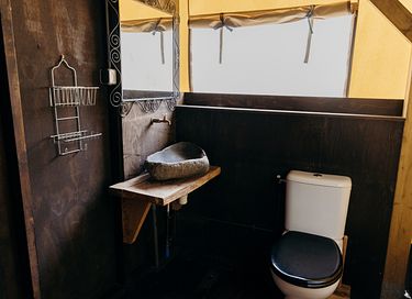 Robuste Lodge für 8 Personen mit Holzofen - 18