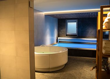 Familiehuis met eigen zwembad en wellness - 11