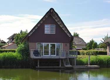 Luxury family villa with waterfront sauna - 15