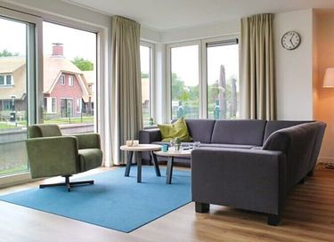 Luxuriöses Ferienhaus für 8 Personen am Wasser - 8
