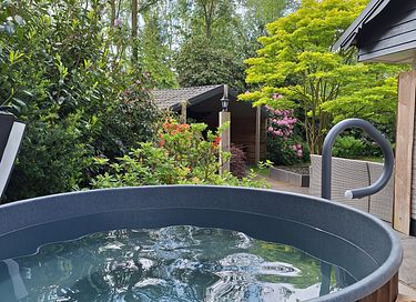 Waldhaus mit privater Sauna und Whirlpool - 3