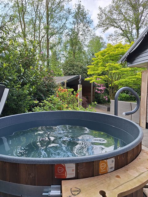 Waldhaus mit privater Sauna und Whirlpool - 3