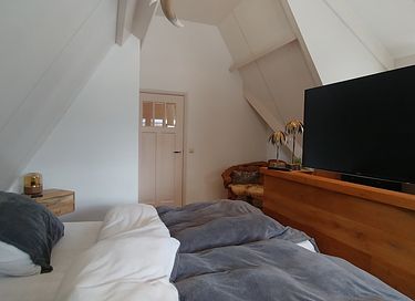Bosvilla met jacuzzi en unieke zwemvijver - 12