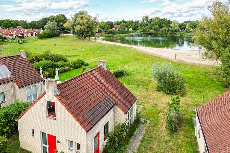 Holiday home overlooking the pond - 1