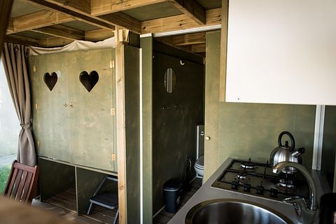 Tente Glamping avec plancher pour 4 personnes - 4
