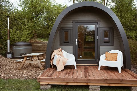 Houten Glamping Pod met eigen Hottub - 3