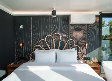 Luxe watersuite met bubbelbad  - 10