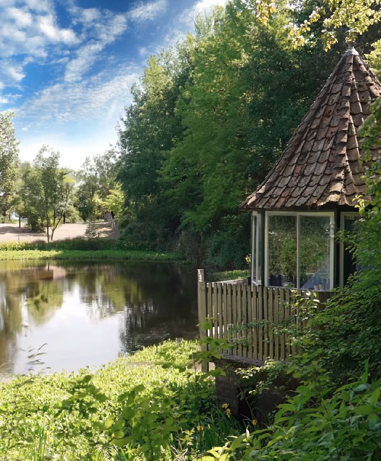 Waterfront teahouse with hot tub - 1