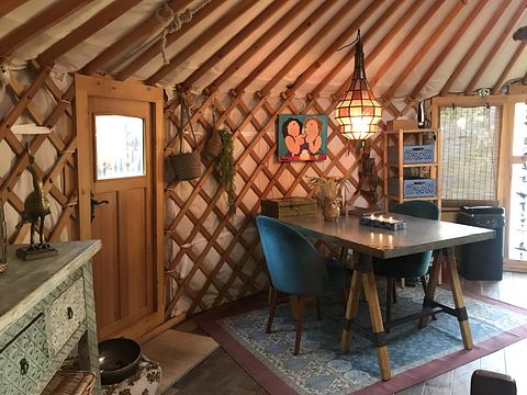 Romantische Yurt met hottub - 2