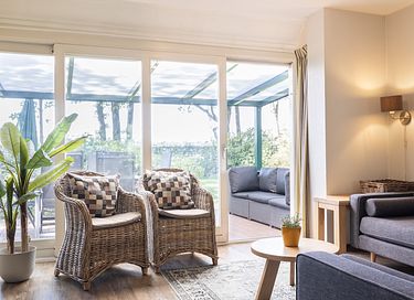 Wellness bungalow for 4 with sauna and hot tub - 3