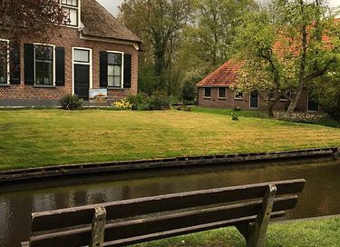 Cozy waterfront studio - 12