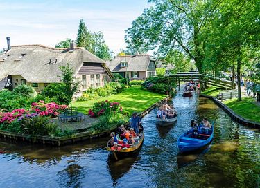 Luxe watervilla met aanlegsteiger - 28