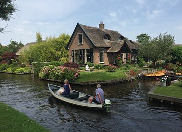 Leuk vakantiepark aan het water in Giethoorn - 6