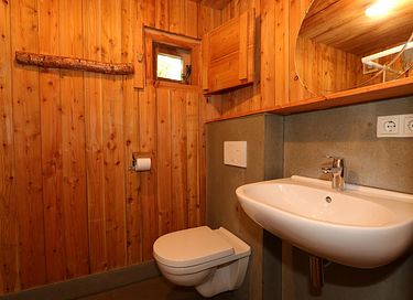 Unique forest cabin in a nice vacation park - 17