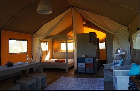 Tente safari de luxe avec vue imprenable - 5