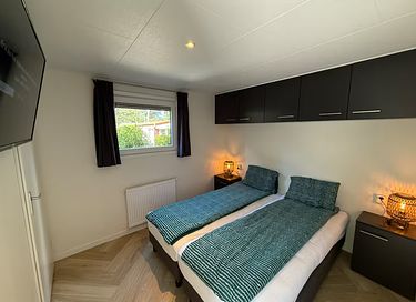 Chalet with spacious garden and jacuzzi - 12