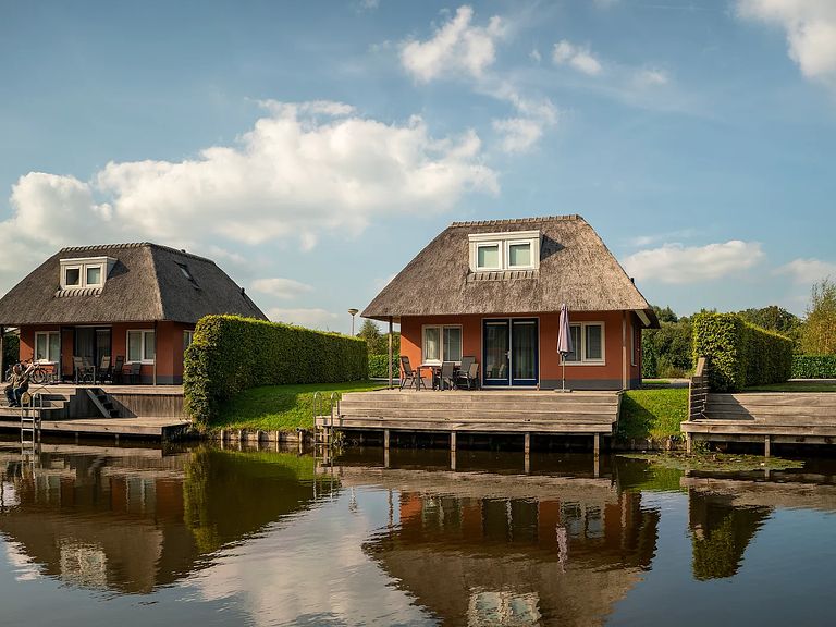 5-persoons bungalow met aanlegsteiger - 1