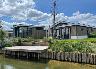 Ruime vakantiewoning (6p) aan het water - 13