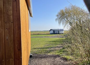Pipowagen nabij Friese Waddenzee  - 2