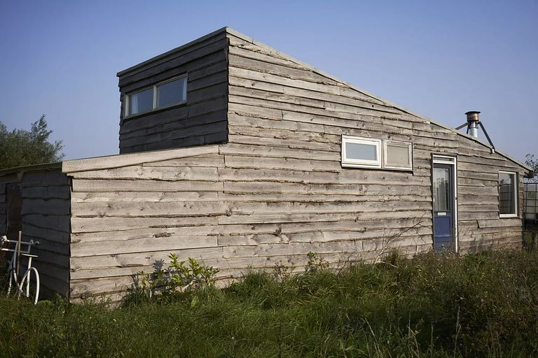 Unique cottage with characterful design - 1