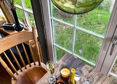 Unique Tiny House with private hot tub - 16