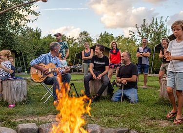 Glamping op akkerbouw en speelboerderij - 5