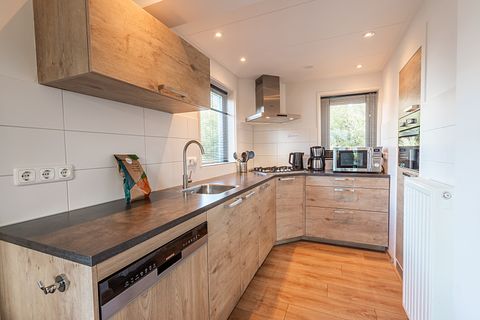 Detached vacation home on a nice park - 5